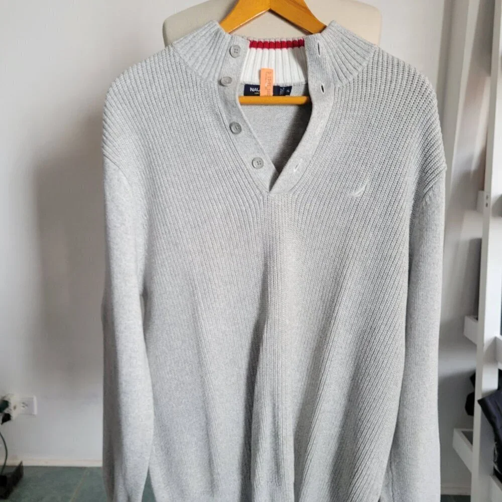 CLEARANCE -  NAUTICA Men’s Tri Color Grey Sport Pullover Sweater (Size: XL)